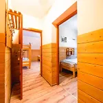 Schronisko Pttk Orlica Casa de hóspedes 3*