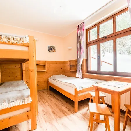 Schronisko Pttk Orlica Szczawnica