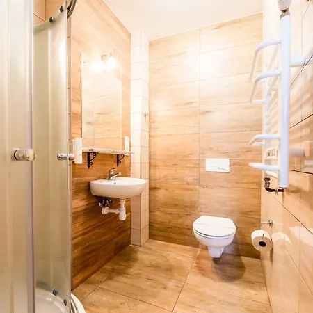 Schronisko Pttk Orlica シュツァブニツァ