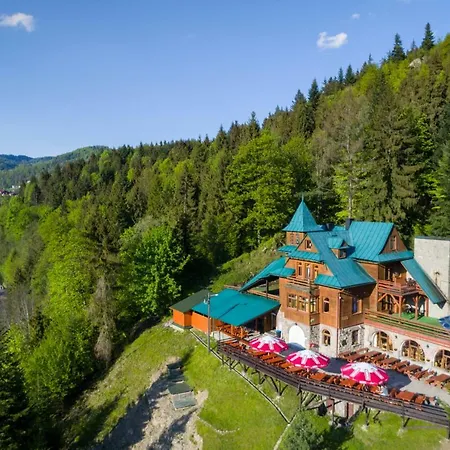 Schronisko Pttk Orlica ゲストハウス