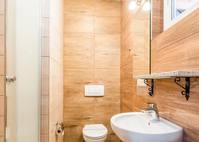 Schronisko Pttk Orlica Szczawnica